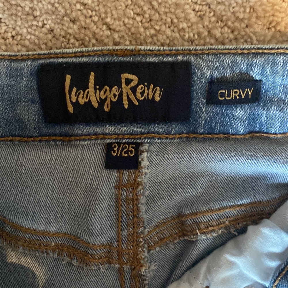 Nice! 4 jeans for 1 low price! ! Hardly worn!